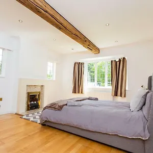 The Queen Edith Place - Lovely 6bdr In Secluded Area Cambridge (Cambridgeshire)