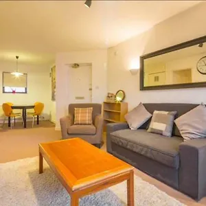 Super Flat For Up To 4 People Cambridge (Cambridgeshire)